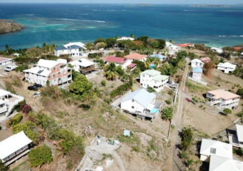 Terrain de 812m²