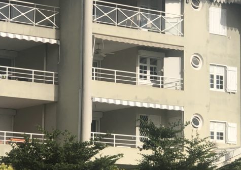 APPARTEMENT T2 AVEC UNE BELLE VUE SUR LA PLAINE DU LAMENTIN